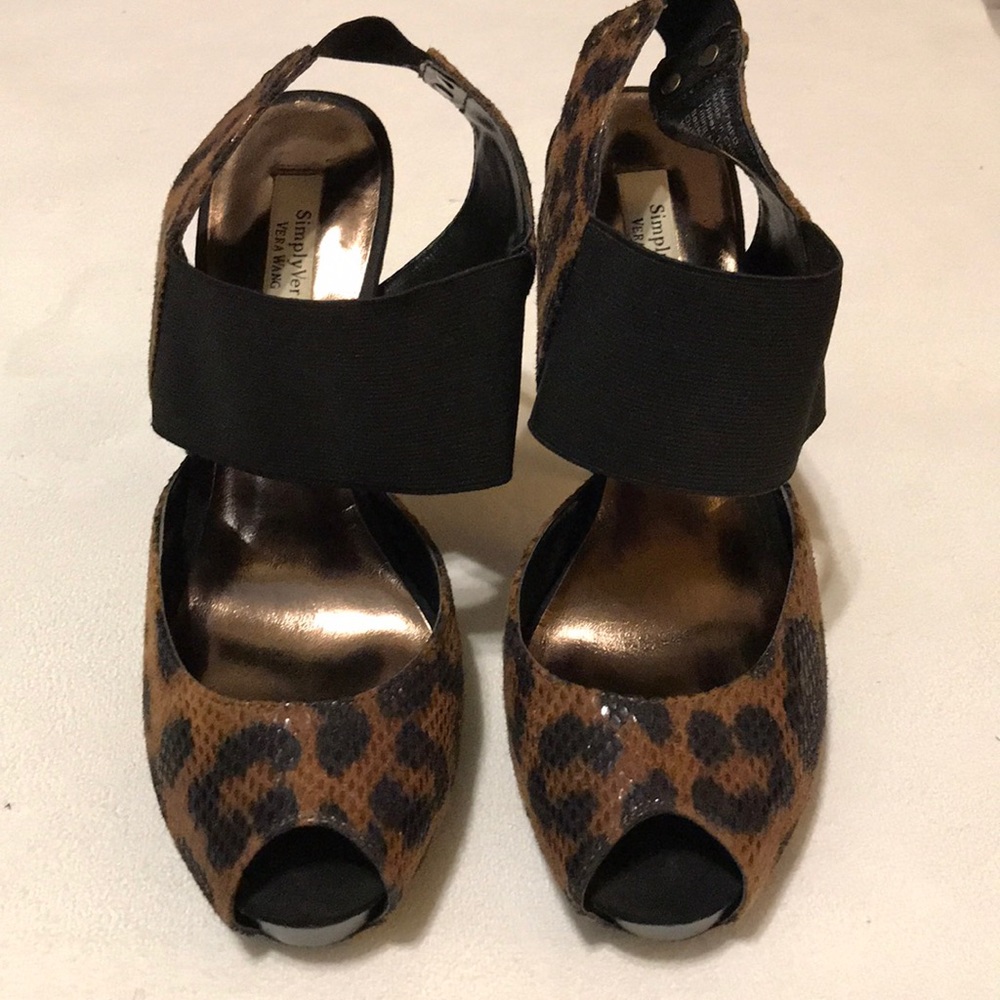 Vera Wang leopard heels